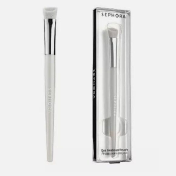 BNWT - SEPHORA EYE TREATMENT BRUSH - Picture 1 of 3